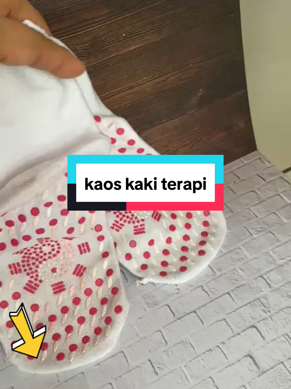 kaos kaki terapi magnetik