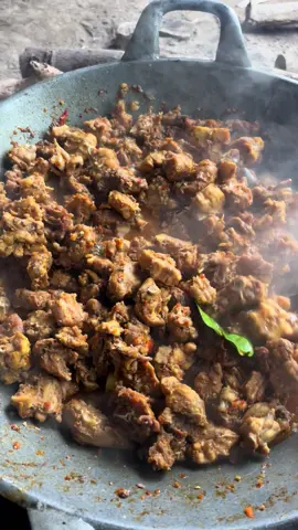 Rica rica biawak alias nyambik ketitik olo ketoro yo moak. ready di warung untuk lokasi bisa lihat di vt vt sing tak sematkan yo moak #tulungagung24jam #tulungagung #tulungagung24jam🚀 #ricaricamaseyikkk #ngunut 