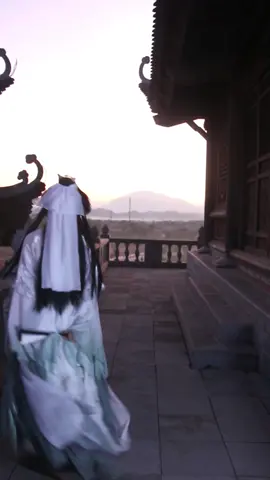 Minh huynh đi theo ta làm gì dọoo #cosplay #天官赐福 #双玄 #师青玄 #贺玄