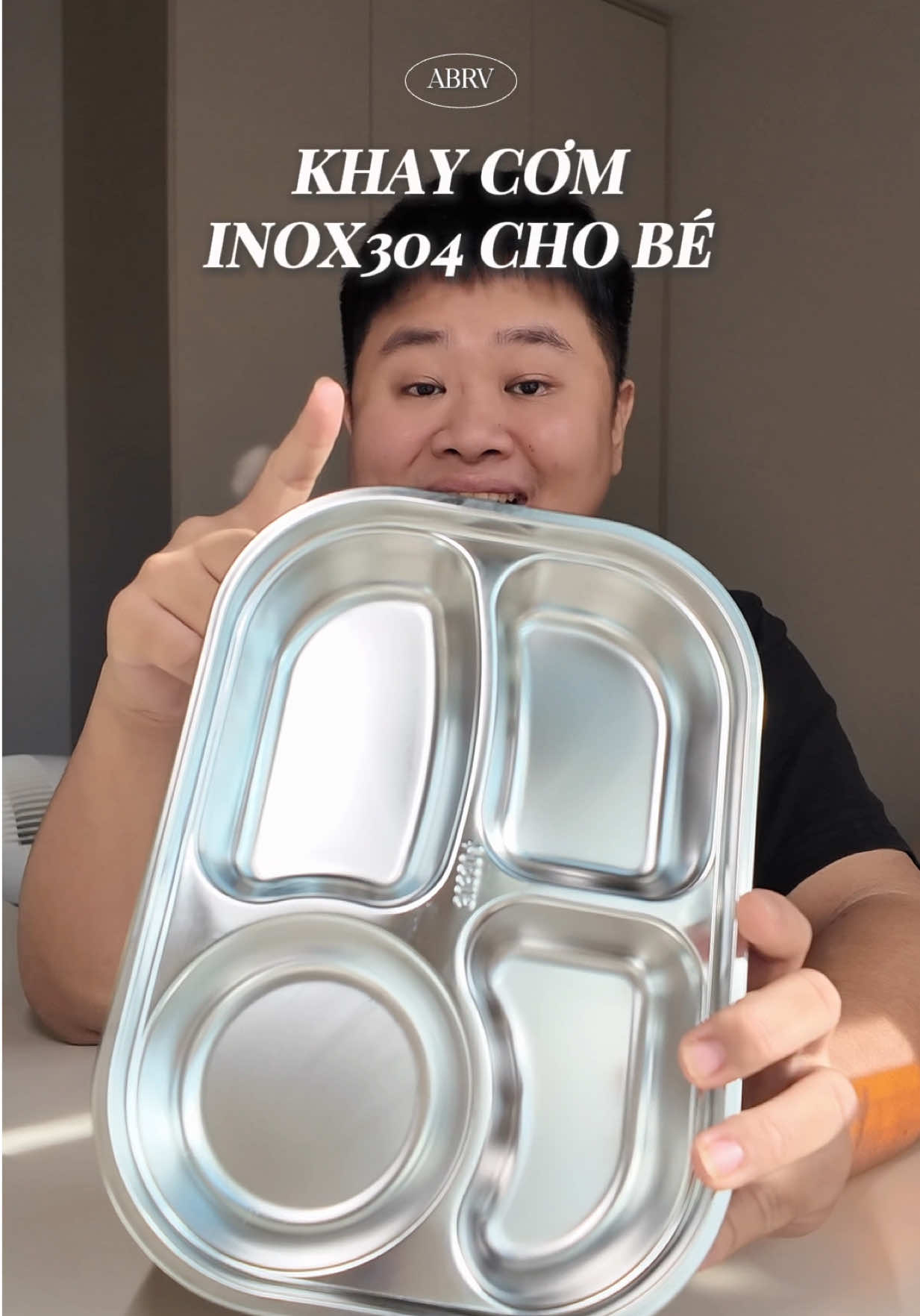 Khay ăn cho bé, inox 304 thật nó khác hẳn 👍🏻👍🏻👍🏻 #anhbeoriviu 