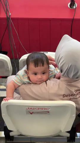 gapapa kalah yang penting ditonton ELZHAAARDD yang ga kerung sama aku 🥰