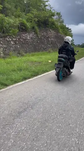 komen hadir yg turun tayan #CapCut #fypシ゚viral #allmetickalbar #sunmoritayan 