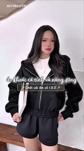 Cảnh báo nhẹ: Đụng là mê, mặc là nghiện. Chuẩn bị tinh thần gây náo loạn mọi ánh nhìn! 🖤🔥  BST MỚI đã hot rần rần! #aokhoacginny #Aokhoacchinhhang #aokhoacchongnang #aokhoacthoitrang #ginhouse   