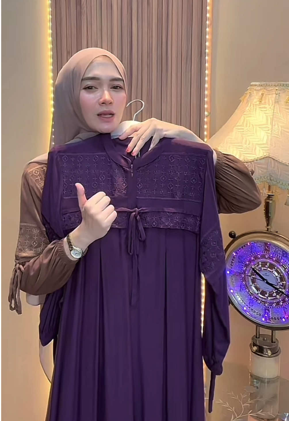 Gamis Syakiera Bordir Busui Muslim Wanita Simple Elegant Twill Import Tebal Adem Lembut Dress Cantik Karet Kain Nyaman Mewah Wudhu Panjang Belah Samping Basic Formal Kondangan #gamis #gamisbordir #gamismewah #gamislebaran #gamiskondangan 