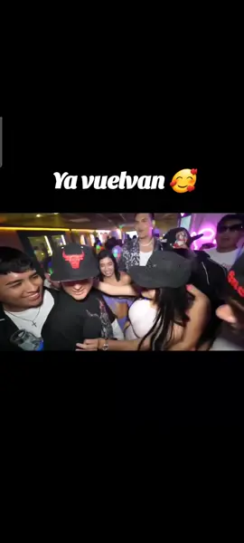 @CARLITOS TV 💚 @Daniela taquire 🦋 @Manuel Kaseng🐛 @Milenka_nolasco🐩💗 