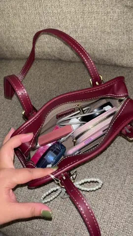 #tascantik #taswanita #shoulderbag #totebag 