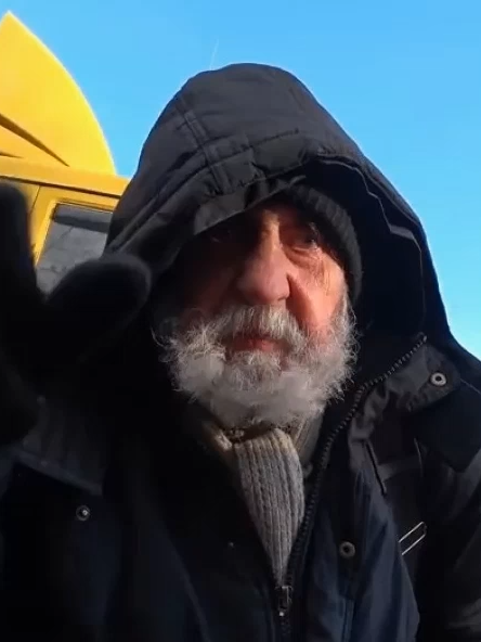 Будённый Анатолий Павлович. Русский изобретатель. В 1967 году изобрёл и изготовил процессор производящий 50 млн. операций в секунду.