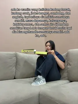 aku bahkan udh ga punya energi buat nangis, cuma bisa bengong sambil mikir sampe kapan ya jadi tulang punggung😊