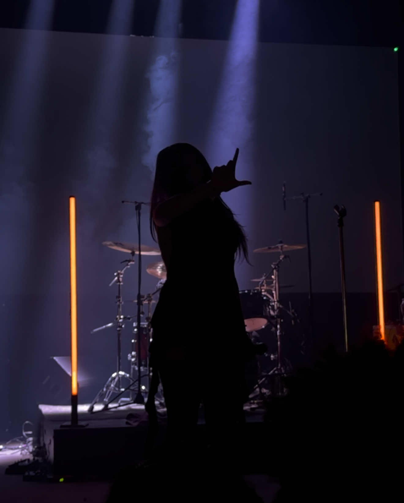 Loser :( - @ivri ☆  • • • • • #concerts #waterstreetmusichall #concertvideo #ivri #livemusic 