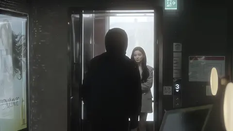 “thật sự, rất muốn gặp lại cậu” #kimyoojung #kimdohoon #dearx #luhuynhtrang #lewsnteam 