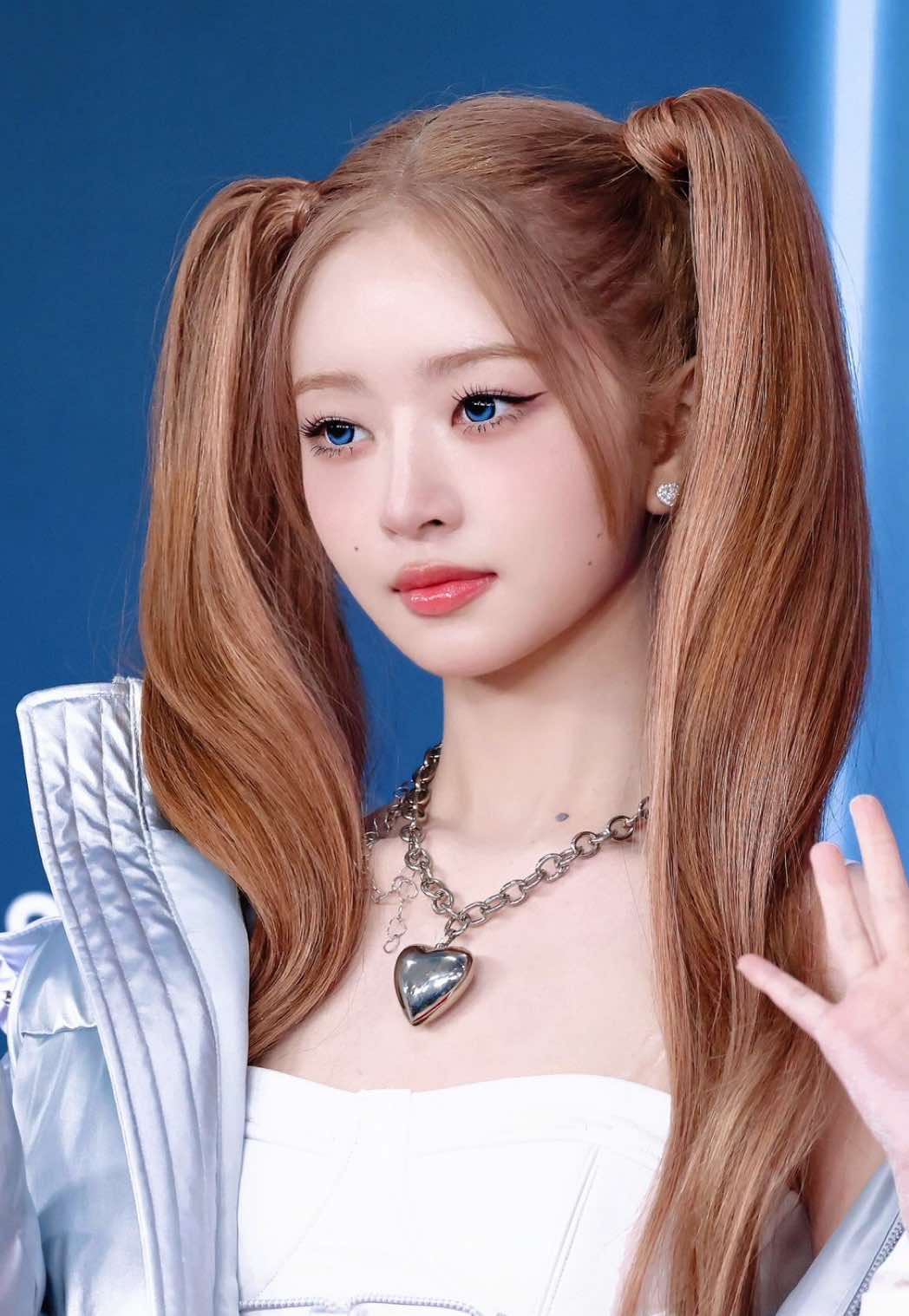 え、天使ですか？もう、やばいんだけど、似合わないものあるんですか？ #ive #rei #kpop #kgma 