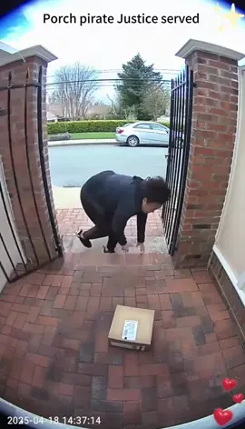 Porch exploding package box with glitter🏳️‍🌈✨🦄#porchpiratecaught #glitter #package #prank #fyp