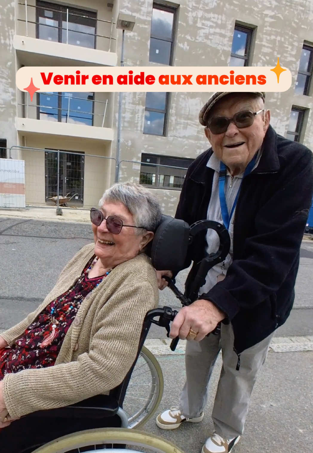 En me baladant, je suis tombée par hasard sur des personnes qui avaient besoin d’un coup de main… et j’ai pu les aider 🫶🏼 Aller vers les gens, c’est parfois juste oser dire bonjour & échanger quelques mots… et on découvre tellement d’eux ❣️ Un geste, une écoute, ça peut vraiment changer une journée. Merci pour ces confessions☺️ C’est ça qu’on aime : rencontrer, aider, apprendre des autres ❤️ Alors pourquoi pas vous ?🤞🏽 Mettez vos témoignages en commentaires, je serai heureuse de les lire ✨