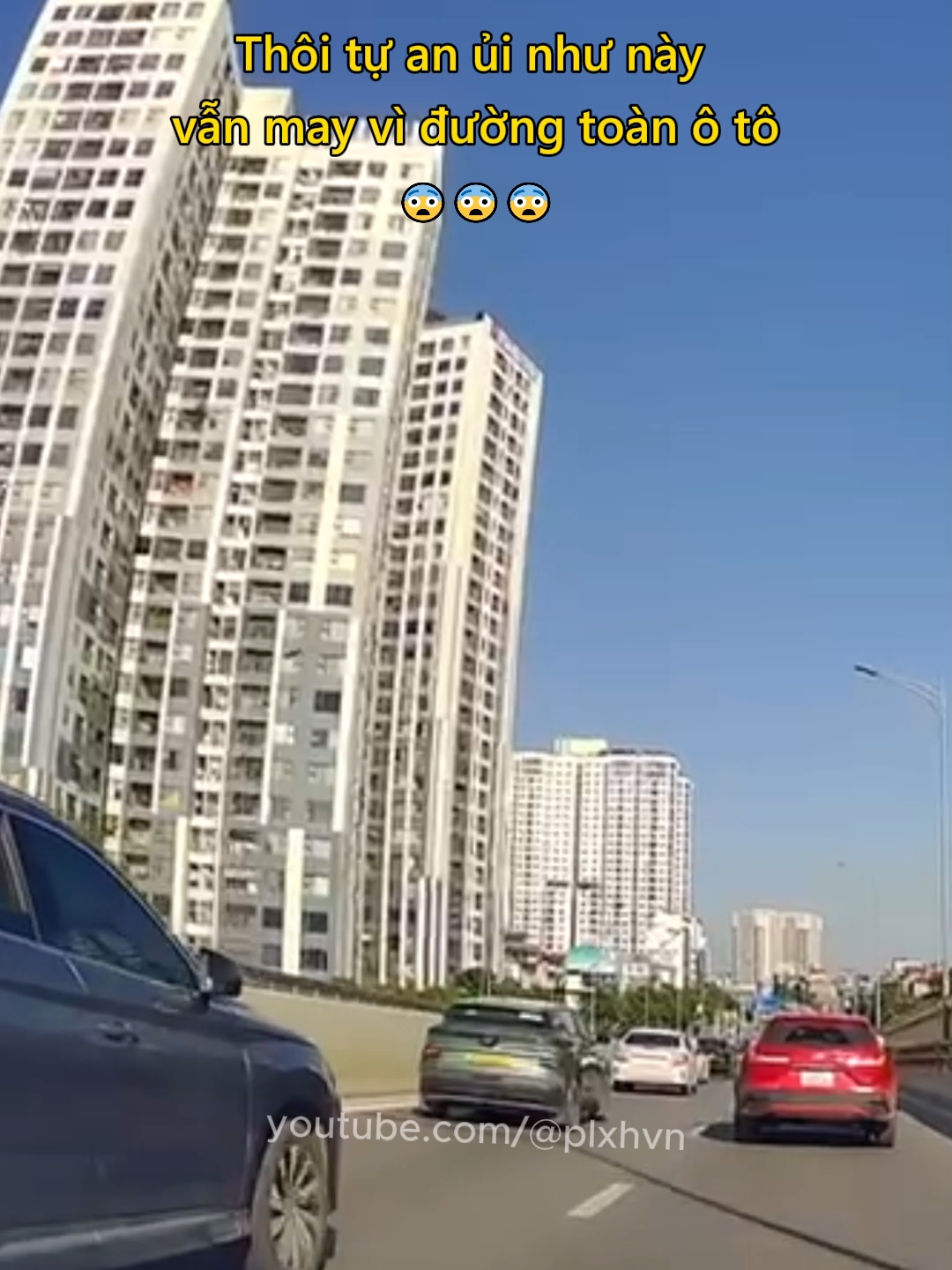 Thôi tự an ủi như này vẫn may vì đường toàn ô tô 😨 #giaothong #tainangiaothong #antoangiaothong #plxhvn #phapluatxahoi