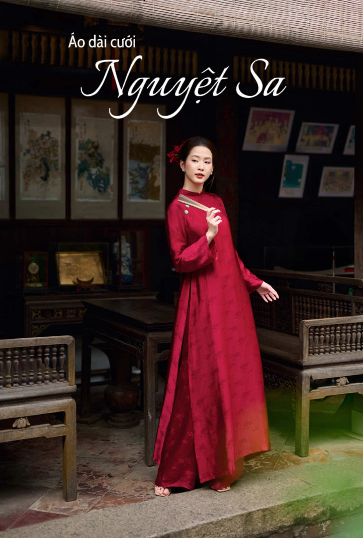 Gợi ý mẫu áo dài lụa tơ tằm được các nàng dâu yêu thích nhất ở Nhà Lụa - Áo dài lụa tơ tằm Nguyệt Sa chất lụa tơ tằm mềm rũ có độ bóng nhẹ sang trọng phù hợp làm cho các buổi lễ  #aodaicuoi #aodaicuoihoidep #aodainhalua #aodaicachtan #aodailuatotam 