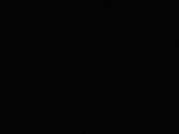 у типа шизофрения лол               #переписки #real #derealization #грустно #atmosphere #fyp @ #pyf #on #up        Депрессия — психическое расстройство, которое серьёзно влияет на то, как человек чувствует, мыслит и действует. В отличие от временной грусти или стресса, депрессия характеризуется устойчивыми симптомами, которые могут длиться недели, месяцы или даже годы.     Грусть — это фундаментальная человеческая эмоция, которая имеет важное значение: · Реакция на потерю: Грусть возникает как естественная реакция на потерю чего-либо значимого: близкого человека, отношений, возможности, иллюзии, даже прошлого себя. · Сигнальная функция: Как физическая боль сигнализирует о проблеме в теле, грусть сигнализирует о душевной или психологической потребности. Она заставляет нас замедлиться, задуматься, переоценить что-то. Это эмоция-размышление. · Философское измерение: Грусть часто связана с осознанием быстротечности времени, несовершенства мира, конечности существования. Это не обязательно депрессия или отчаяние, а скорее светлая печаль, «разумное страдание», которое обогащает внутренний мир. В этом ключе грусть близка к понятию ностальгии – тоске по чему-то безвозвратно ушедшему. · Катарсис: Проживание грусти, выражение ее (например, через слезы, искусство или разговор) часто приводит к очищению и облегчению.