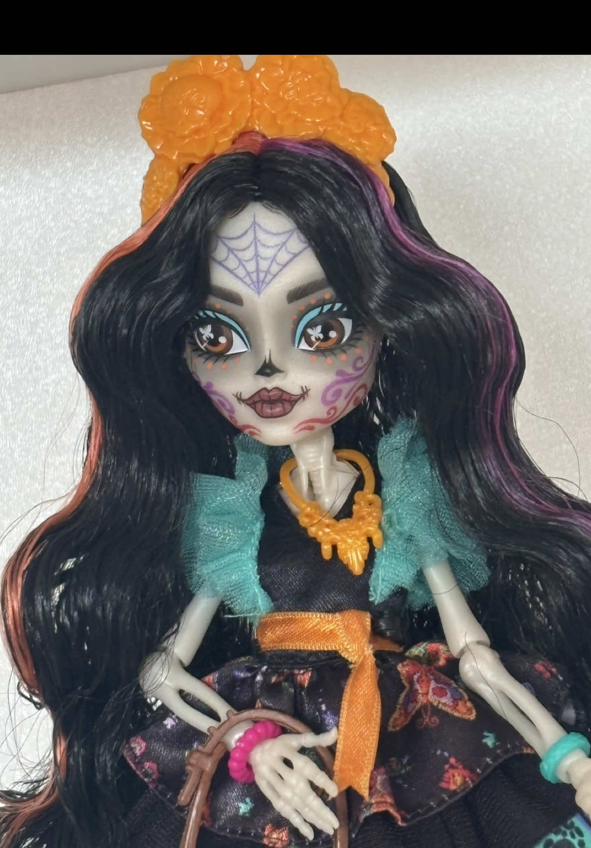 She’s so pretty #monsterhigh #g3 #monsterhighdolls #skelita #monsterhighcollector #monsterhighcollection #skelitacalaveras 