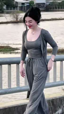 Đồ bộ Bigsize, Set bộ 3 Món THUN DÉO Áo 2S Phối Quần SUỐNG Kèm ÃO KHOÁC Ngoài Tôn Dáng 3 Màu Trẻ Trung#setdonu #setdodep #setdoxinh #thoitrangnu #xuhuong 