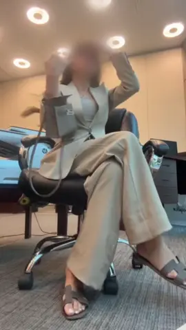 Work outfits for the week 🤍 #OOTD #fashion #fyp  #trending #adam 