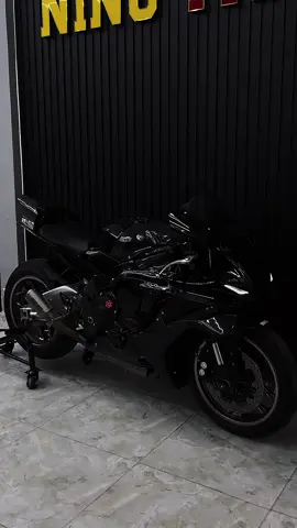 Ủa con c*** =)) Ủa Yamaha R1 2020-21 - Odo: 25.000Km  - Giá: 4️⃣❌❌  ___________________ SĐT/ZL: 0387 495 917 #thanhrace #ninomotor🔥🔥 #yamahar1 