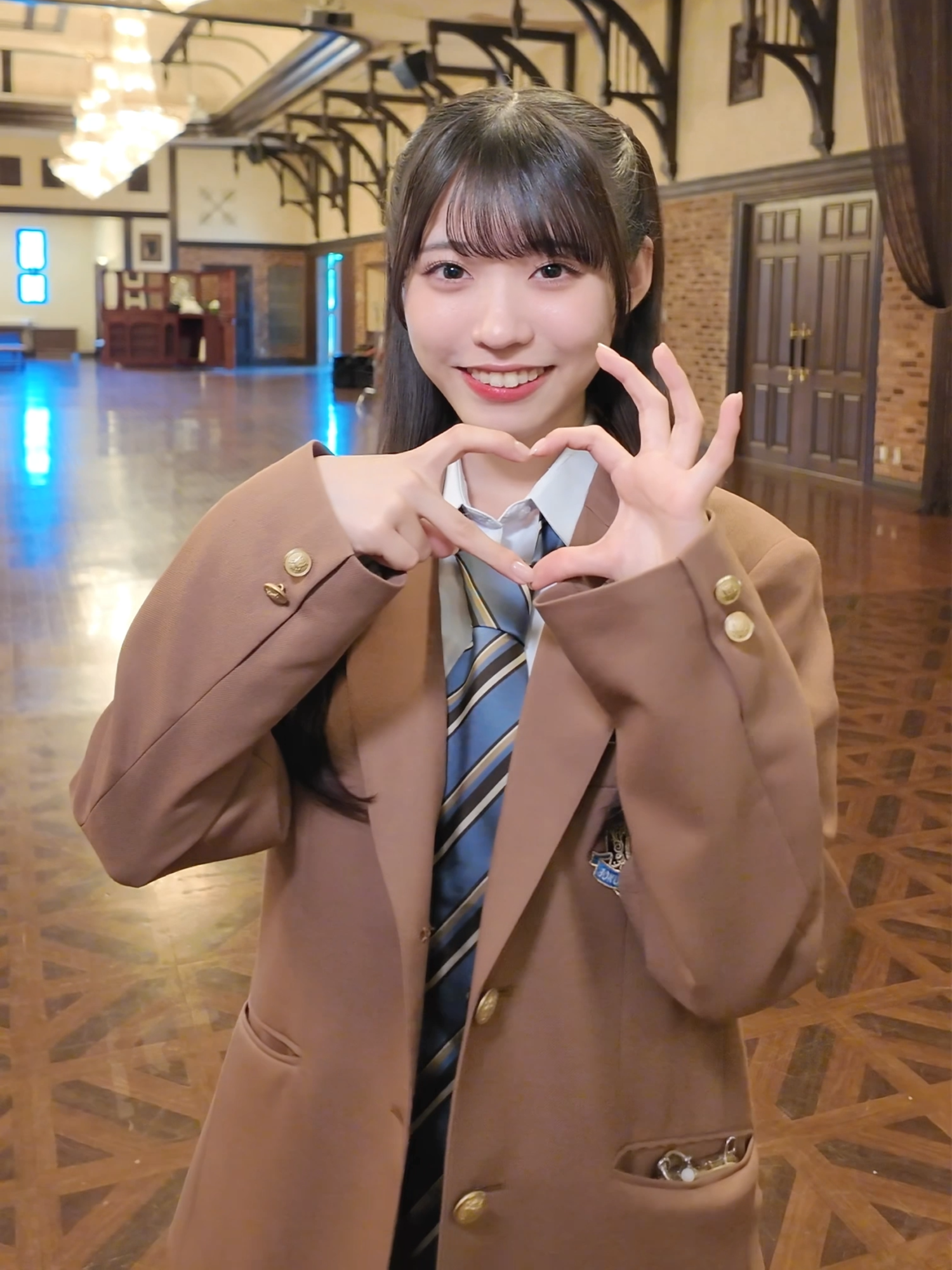 7th SINGLE「あれはフェアリー」　🧚 Music Video 公開中！✨ #フェアリーダンス ぜひ踊ってみてください〜🪽 もう一度、あの微笑みに会いたい ✼••┈┈┈┈┈┈•• 僕が見たかった青空 7枚目のシングル。 偶然駅のホームで見かけた、他校の制服を纏ったマフラー姿の彼女に一目惚れ。 あの日から探し続けている、どこの誰かもわからない君は幻だったのか？ 切なく甘酸っぱい初恋を描いた、冬の片想いソング。 ••┈┈┈┈┈┈••✼ 楽曲詳細ページ、動画の下部から楽曲をクリックして 好きな音楽配信サービスに追加して再生してください！🎧 #僕が見たかった青空 #僕青 #金澤亜美（@kanazawaami_bokuao） #あれはフェアリー #フェアリー界隈 #NewMusic