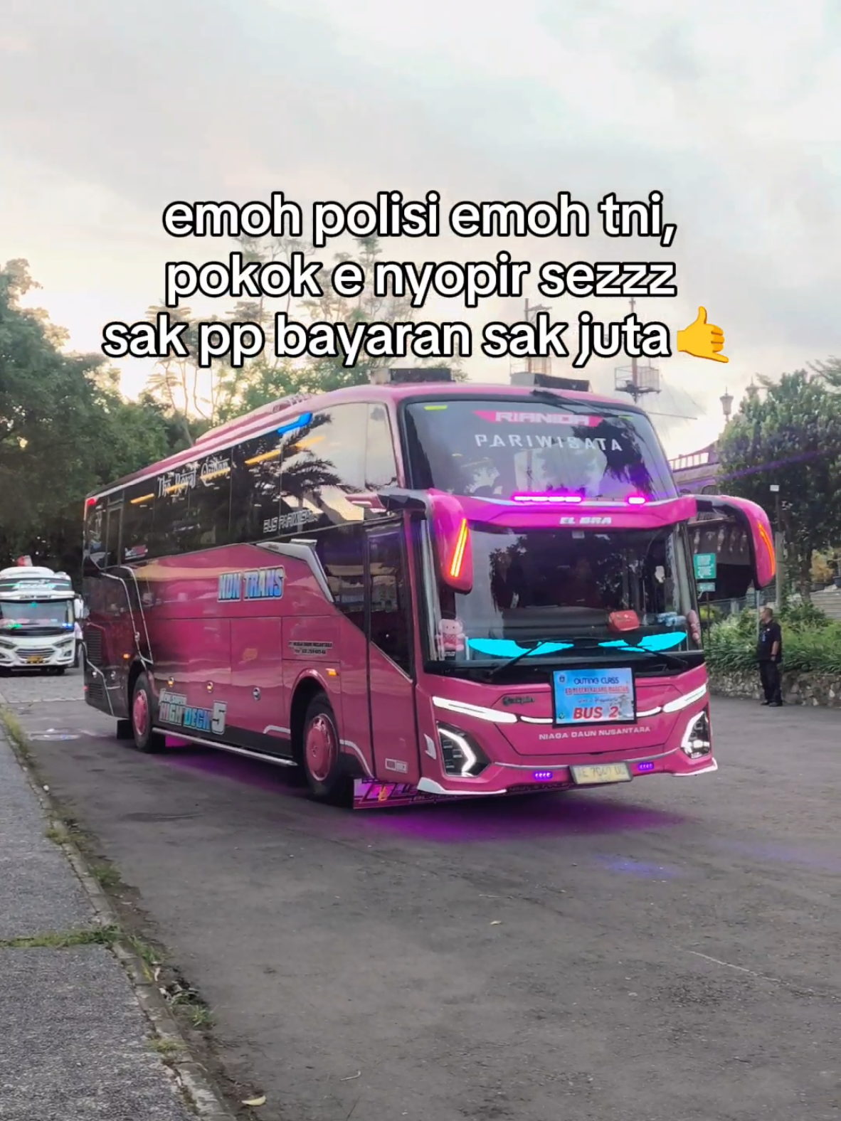 pokok Sopir seez bolo 🤙#sopirsessss #sopir #fyp #foryoupage #driverrental 