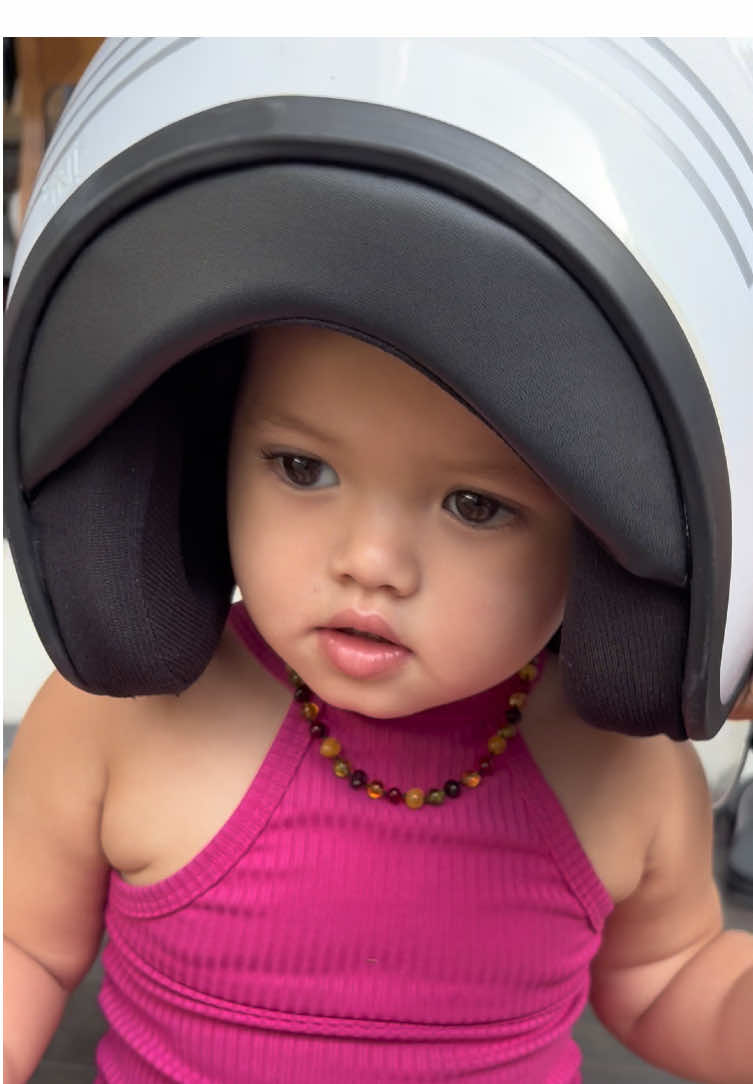 Entahlah terbuat dari apa ini bayi 😭