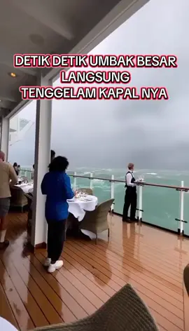 OMBAK BESAR MENGHANTAM KAPAL 