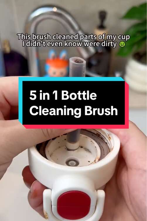 If you hate cleaning baby bottles, watch this.#tiktoshopcybermonday #tiktokshopblackfriday #homehacks #5in1cupbrush #kitchenmusthaves #cleaninghacks