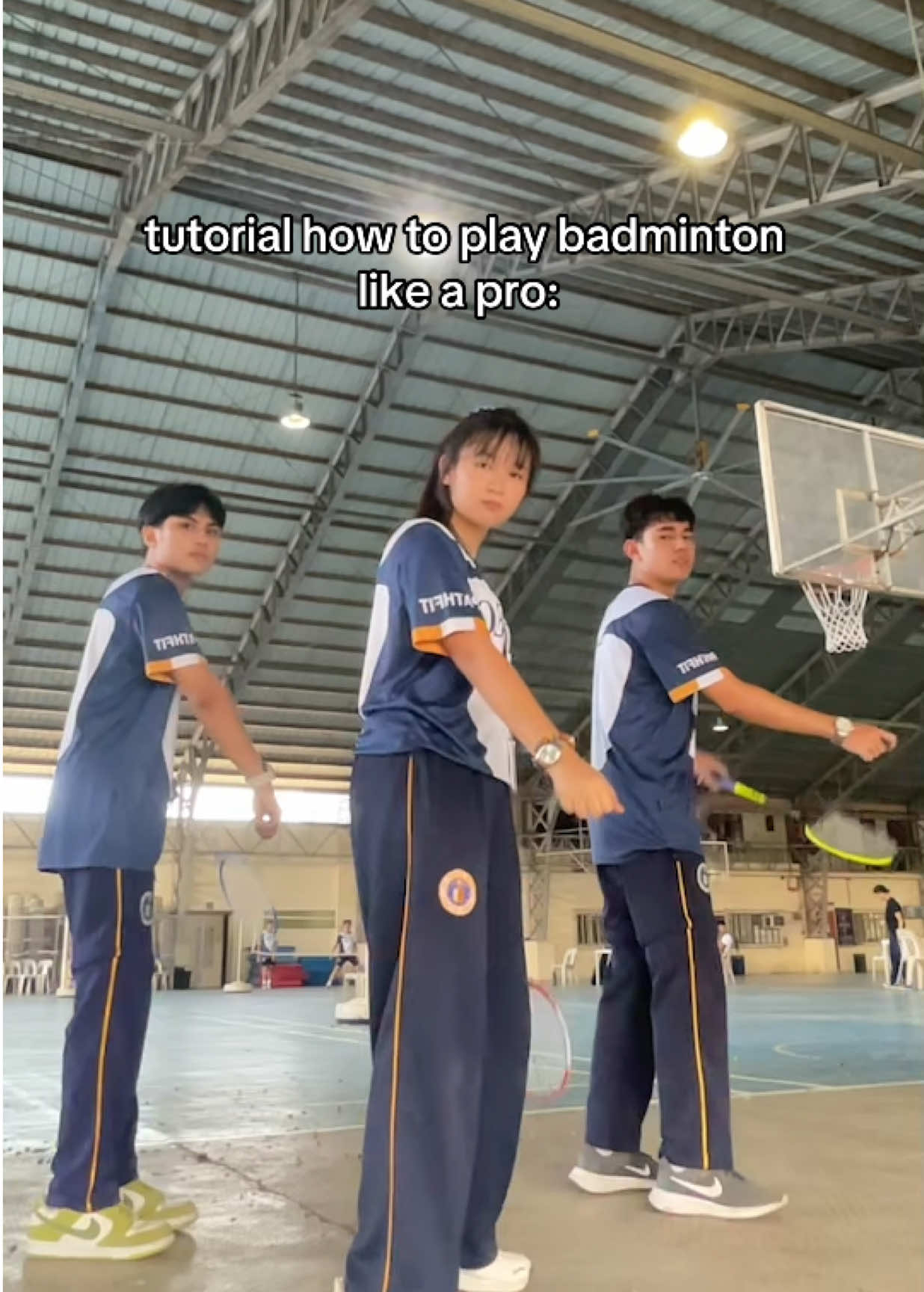 with lodi @jupee @jeybiii 🏸 #badminton #fypシ #tutorial #foryou #fyppppppppppppppppppppppp 