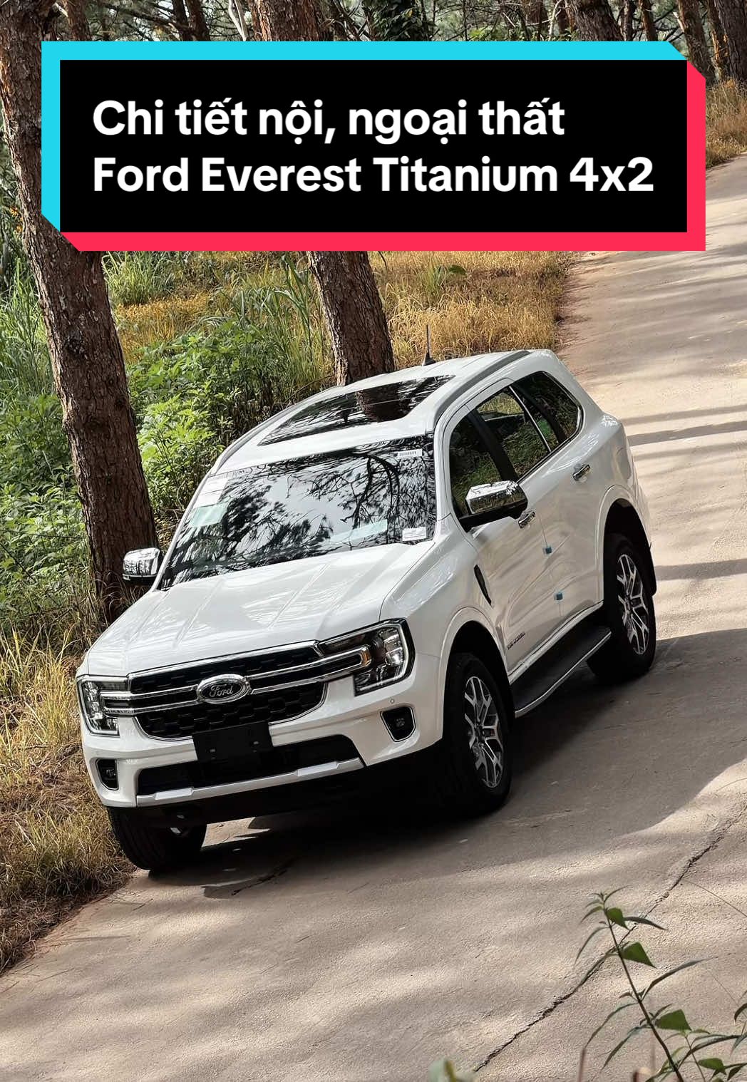 Chi tiết nội, ngoại thất Ford Everest Titanium 1 cầu màu trắng. #fordeveresttitanium #oto #forddalat #fordeverest #everesttitanium 