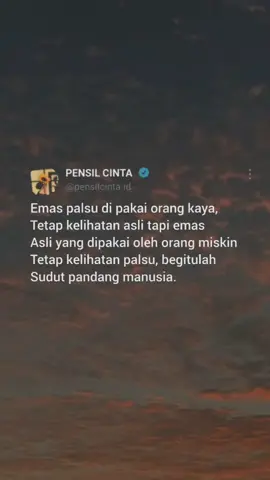 Betul apa betul 😇 Like yang setuju ❤️. . 📌 TAG SAHABAT KALIAN 📌 . . Follow @pensilcinta.id 🌈 for more entertainment don't forget to see my instastory for more information. #tagar .  #sajak30detik #literasi30detik #literasi15detik#baitsemusim               Like yang se