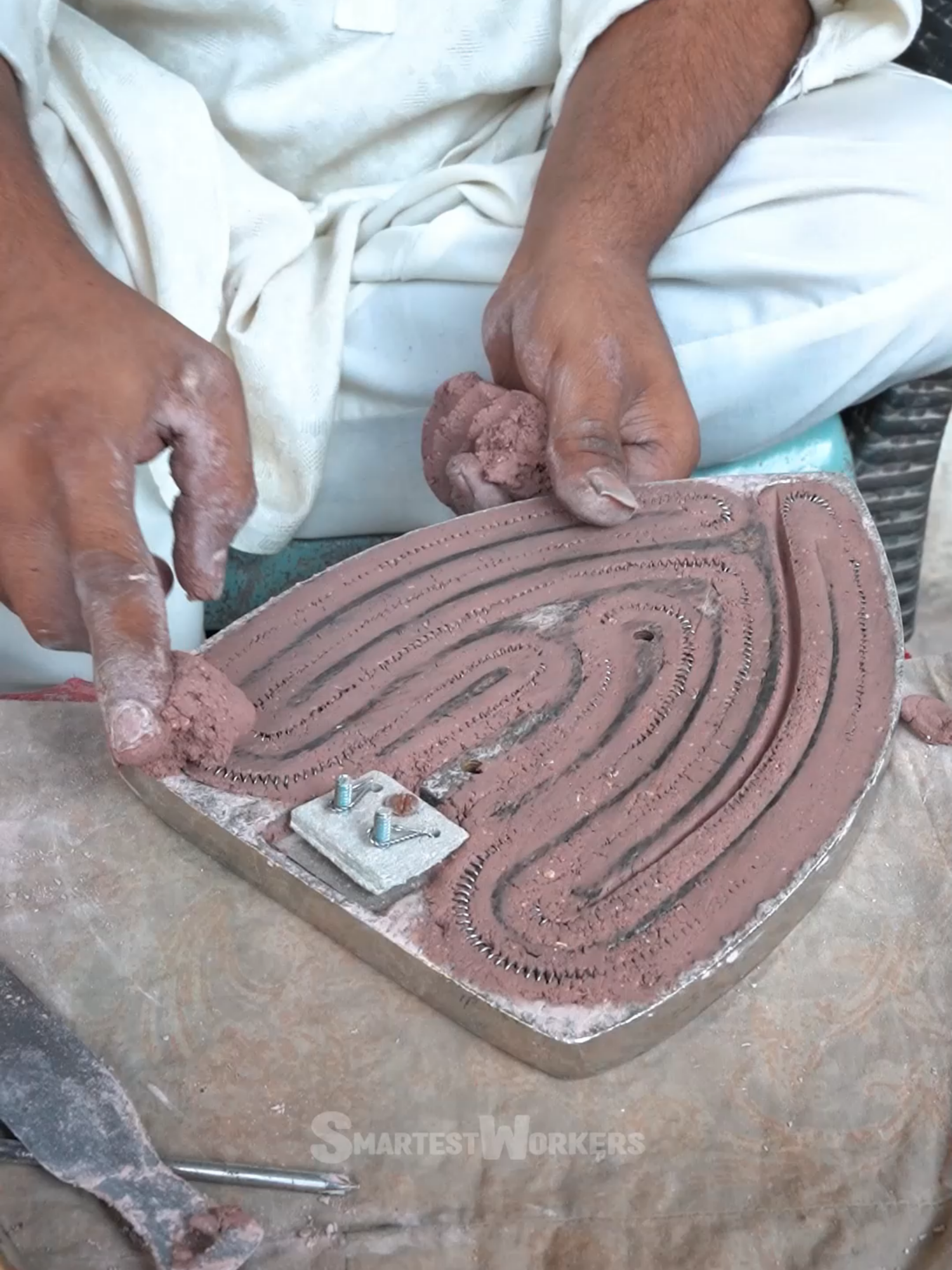 How Hard Worker Create a Fully Handmade Electric Cloth Iron Press