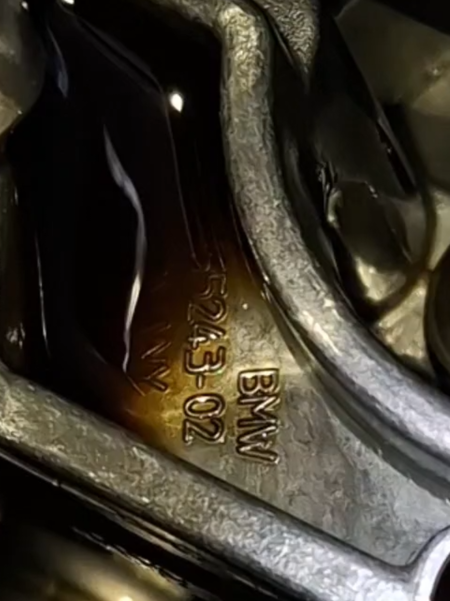 @BMW Anis16  Rolls Royce Ghost, moteur BMW n74 v12 6.75L  #rollsroyce #bmw #الشعب_الصيني_ماله_حل😂😂 #استيراد_سيارات #سيارات_الجزائر @Pollux Motors 