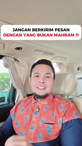 Jangan di-skip… bisa jadi nasihat pendek ini menjaga hatimu dan rumah tanggamu.” Jangan chatting, jangan berkirim pesan dengan laki-laki yang bukan mahram… walaupun itu ustadz. Di zaman sekarang, batas antara kita dan lawan jenis itu makin tipis. Bagaimana menurut kalian??