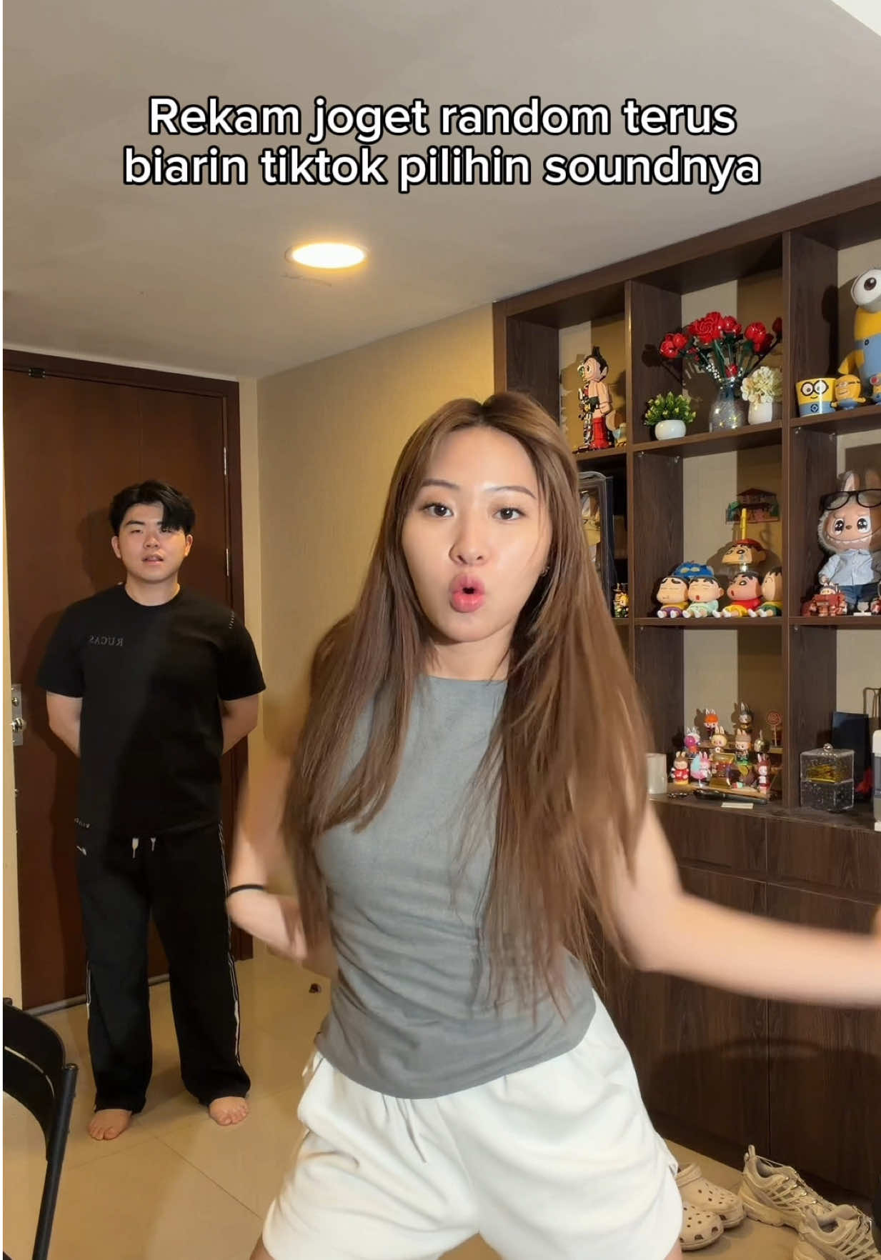 mana cocok banget lagi 😭🙏 #enricovirly #coupletok #couplecomedy #fyp 