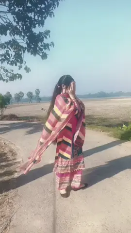 হারিয়ে গেলে আমি তোমাকে আবার খুজে নিতাম কিন্তু তুমি তো হারাওনি তুমি তো বদলে গেছো😅💔