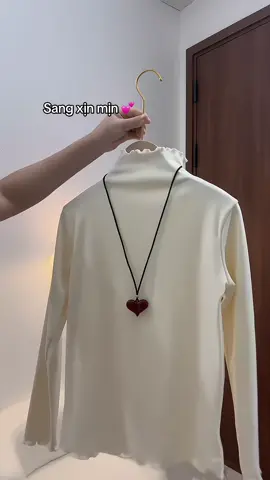 Áo giữ nhiệt xinh #tiktokviral #thoitrangnu #xhuongtiktok #phoidoxinh #aogiunhiet 