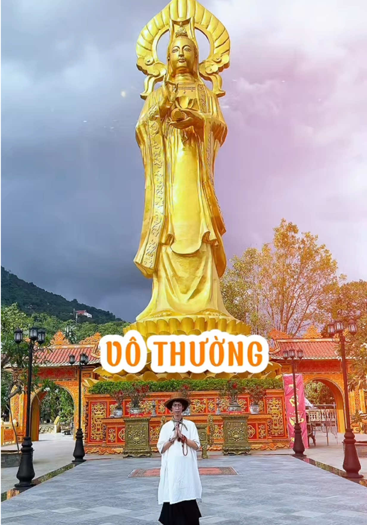 Khoác áo nâu sồng con hành tu Lời nguyện con khắc ghi. Xa chốn bon chen, đời phù hoa chẳng vấn vương... #PhatPhap #anlactam #phatgiao #hannguyen #nammoadidaphat 