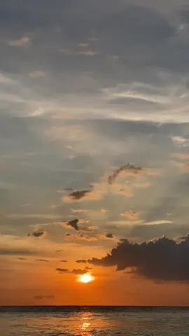 Kalau cantik ambilah save and share, jangan lupa tap❤️ #sunset #fyp 