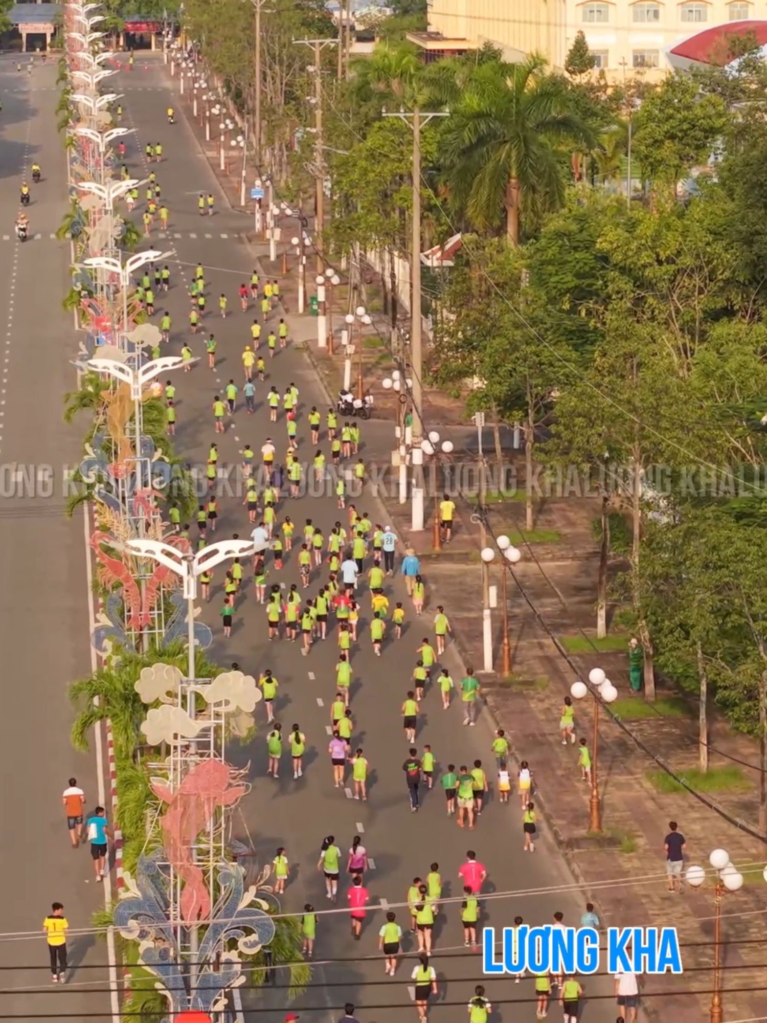 Phường Bạc Liêu chào mừng Giải Marathon - Cà Mau 2025 Cúp PETROVIETNAM #CaMauMarathon2025 #CMM2025 #MarathonCaMauCupPetrovietnam #luongkha #flycamvn #bạclieu94