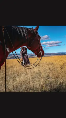 #familytradition #felontofreedom #womeninagriculture #hustleharder #fyp shootout to @Alisha Thackeray for the sick photo 🤘🏼💜🥵 
