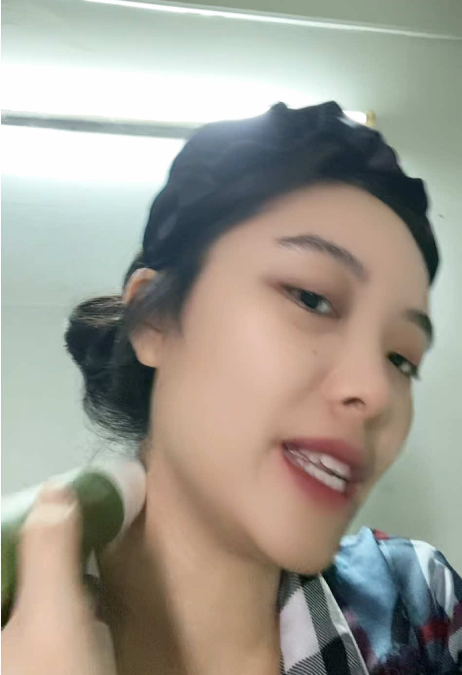 Mỏi cổ vai gáy #songkhanhreview #coorganic #conlanonduong 