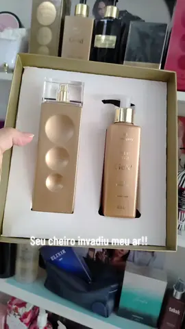 Pra quem ama as fragrâncias da Mahogany!! Eu amo!! @mahogany @makemefevergold