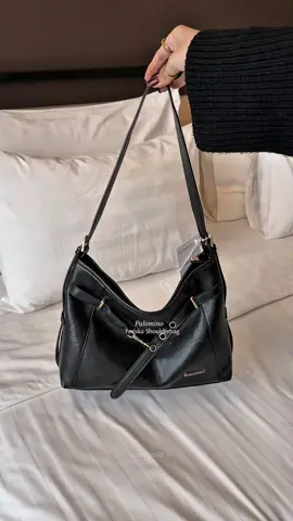 cakep bgt cocok nih buat kerja ataupun kuliah 😍🖤 #taswanita #palomino #palominobag #taskerja #tasmuatbanyak 