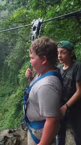 Ale ciągnie 😮 Ale Urwał 😱 #aleurwal #smieszne #urwal