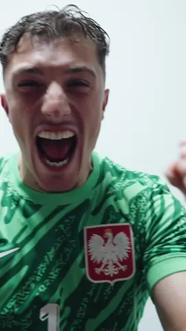 Before the match 🫡 After the match 😁 #łączynaspilka #reprezentacjapolski #sportstiktok #poland #polska 