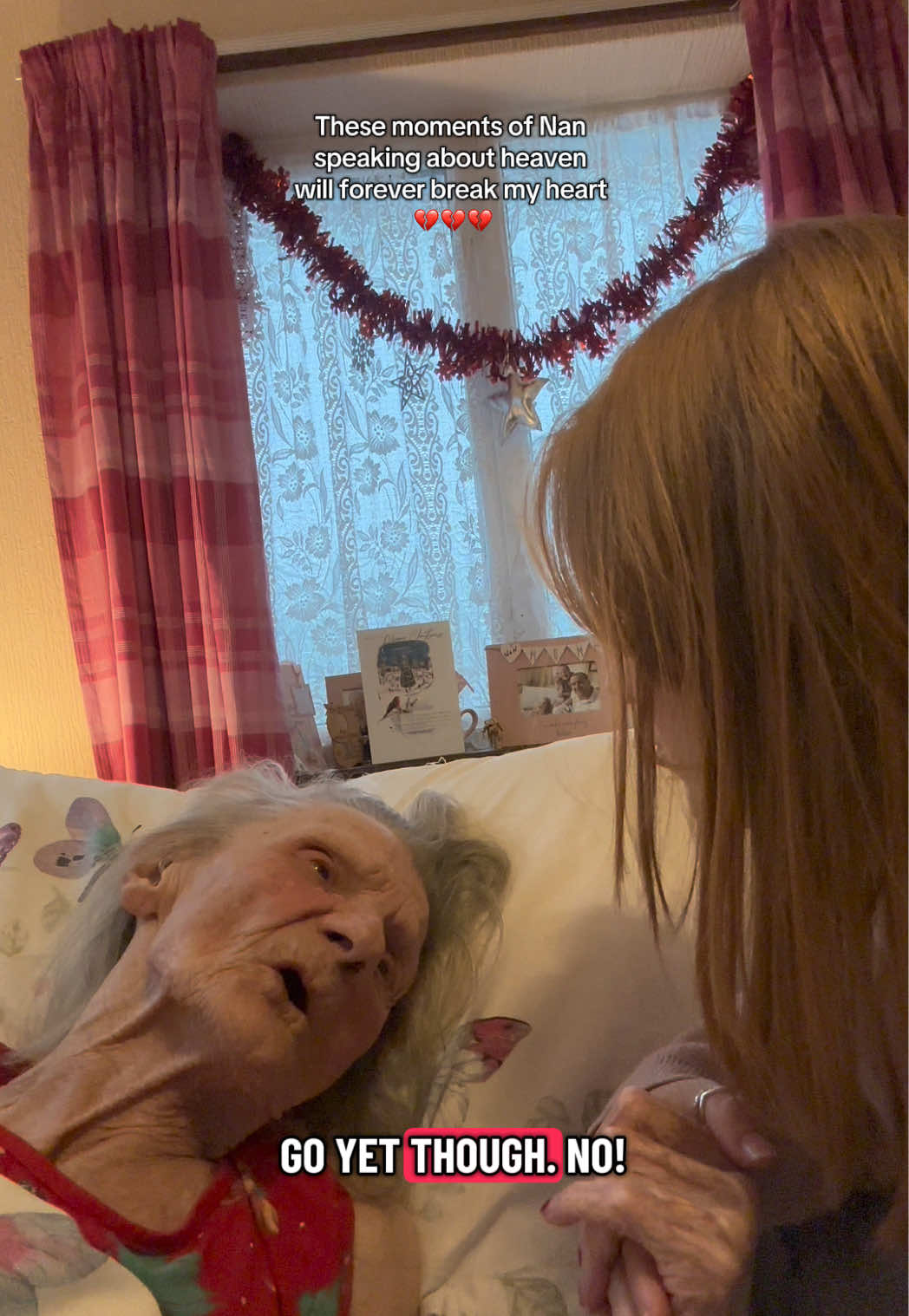 Nan speaking about going to heaven is a moment that I will truly NEVER forget… such a special moment of clarity with her dementia, but also something that breaks my heart into a million pieces every time. 🥺🥺🥺💔 ••••• #grandma #heaven #speakingaboutheaven #dementia #dementiaclarity 