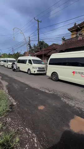 Terima kasih sudah memakai dan peracaya dengan jasa travel kami,,🙏 @7 UNIT HIACE #fypシ #fyppppppppppppppppppppppp #fyp #Hiacebali #sewahiacebali 