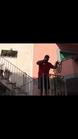 ❤️U RA GA NO💙#casavatorefestadeigigli #brusciano #festadeigiglidibarra #uraganobruscianese1996 #uraganobrusciane 